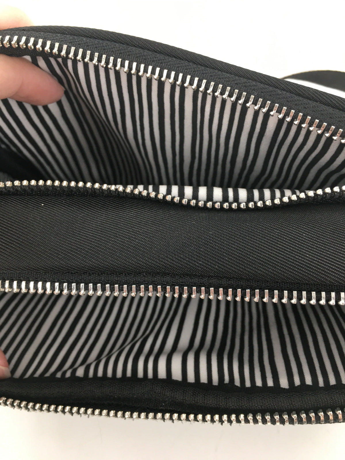 nylon signature heart strap crossbody