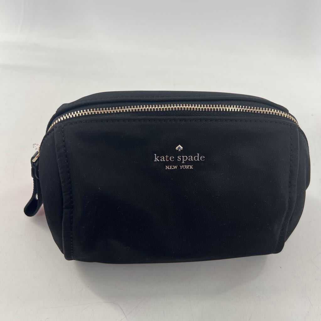 R79 nylon cosmetic pouch