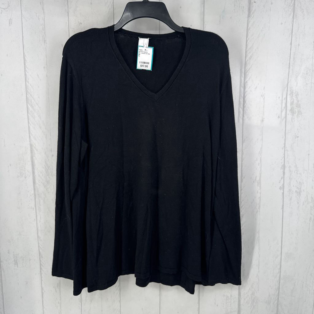 XL v-neck l/s top