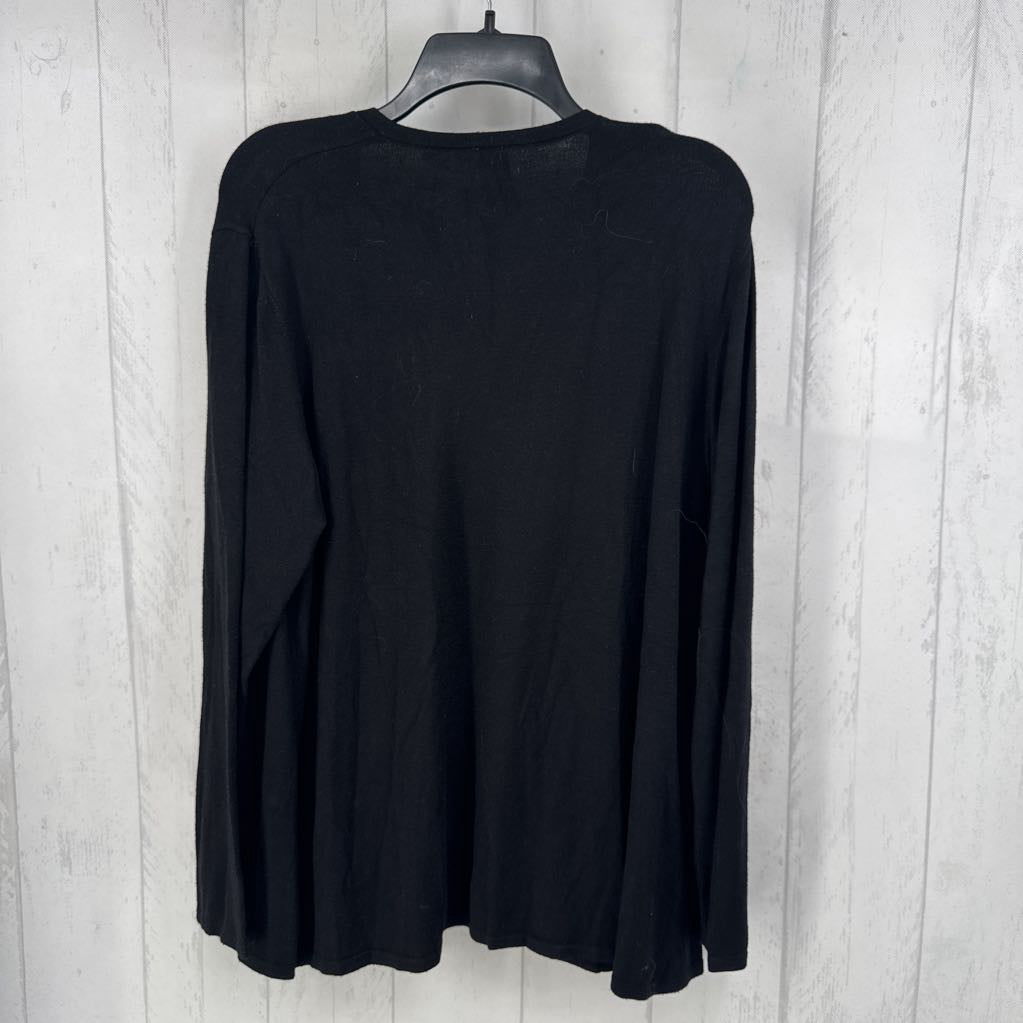 XL v-neck l/s top
