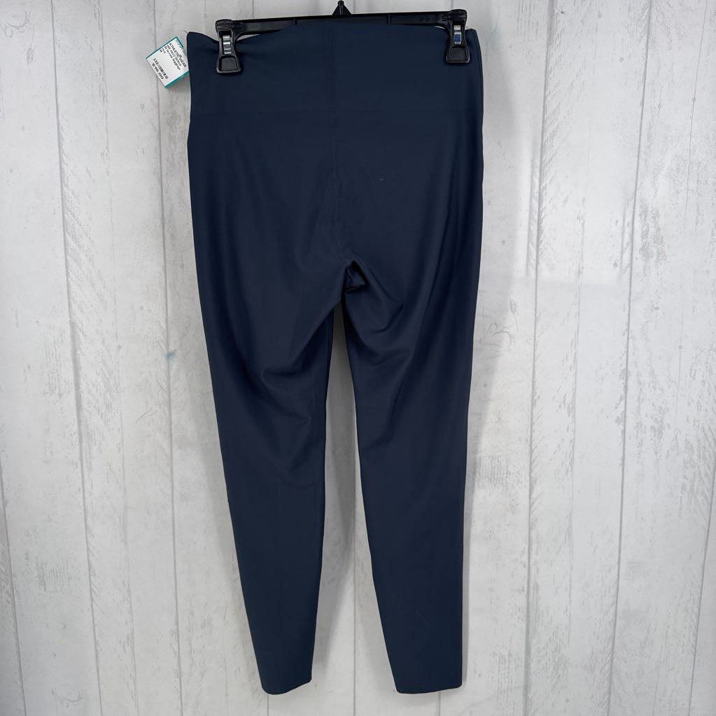 M hi-rise leggings