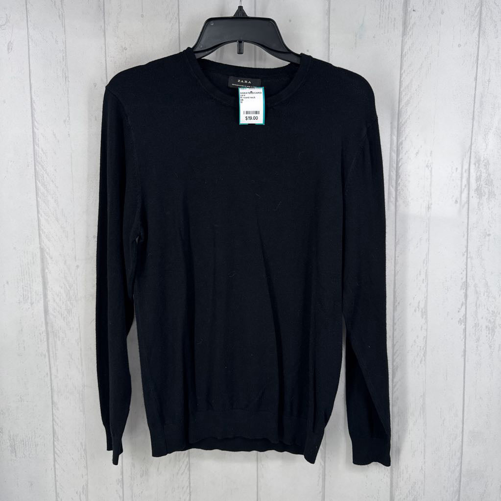 M round neck sweater
