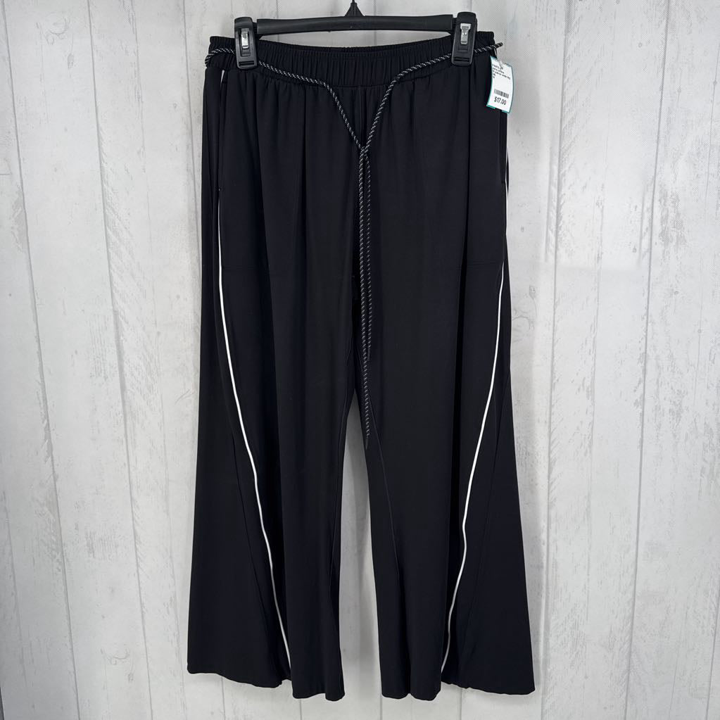 M pull-on wide leg pant