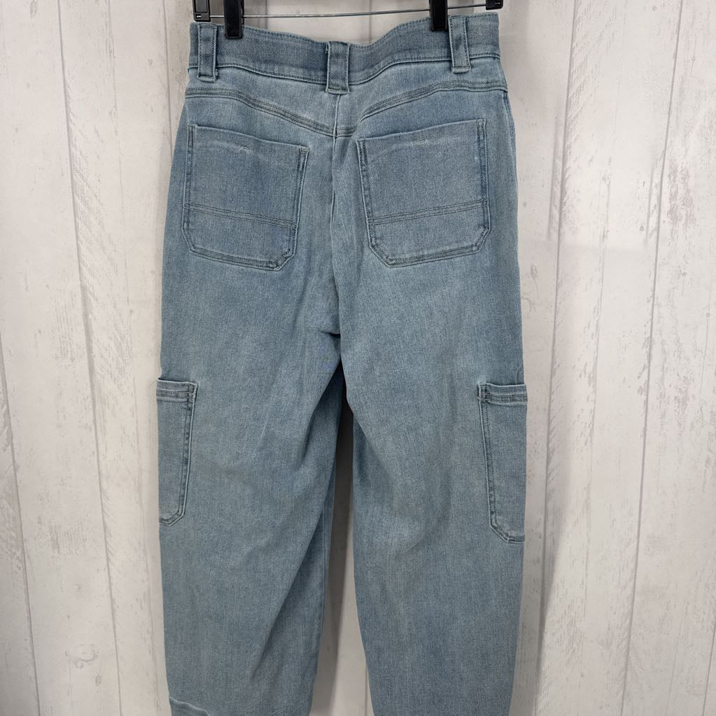 8 wide leg cargo pocket jean