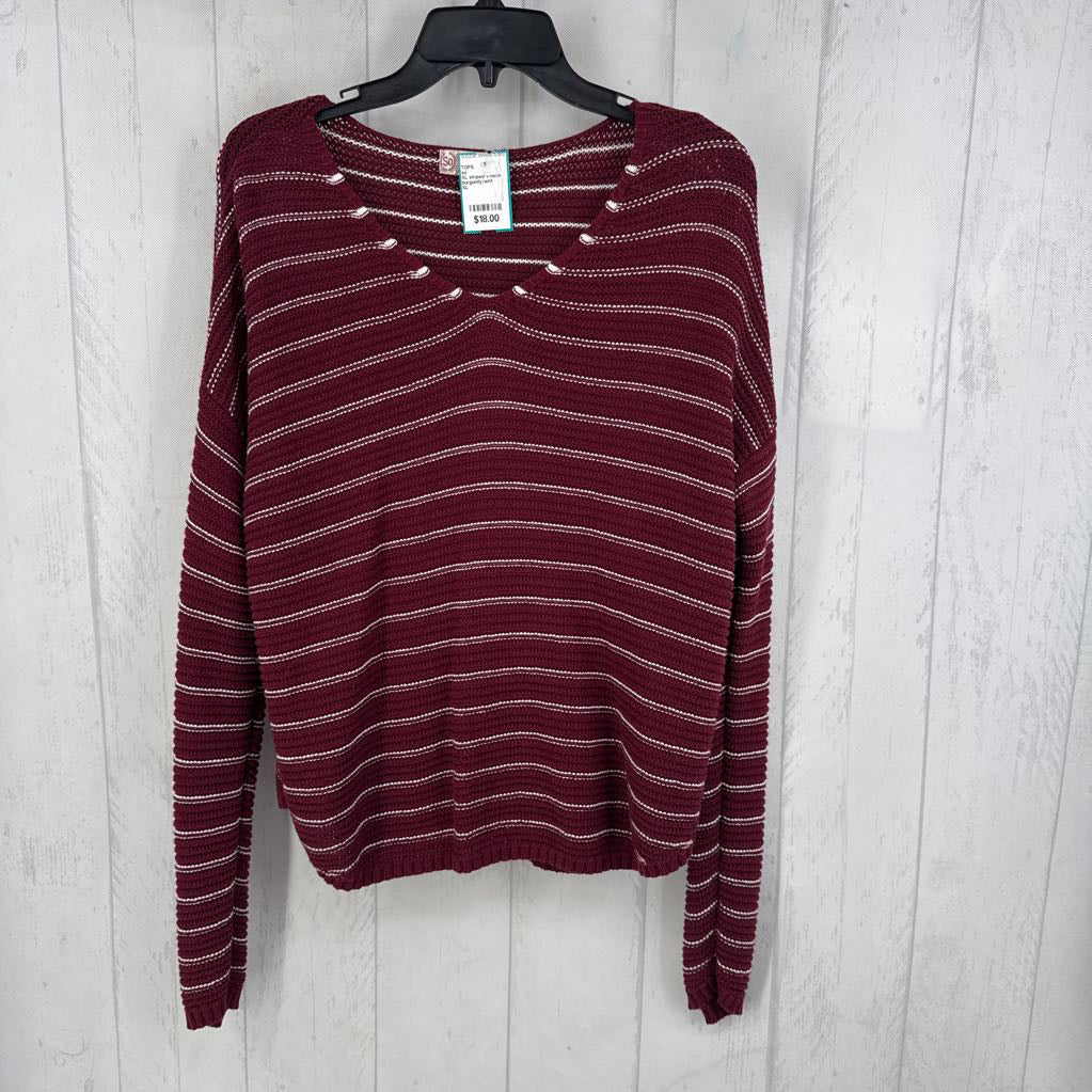 XL striped v-neck l/s top