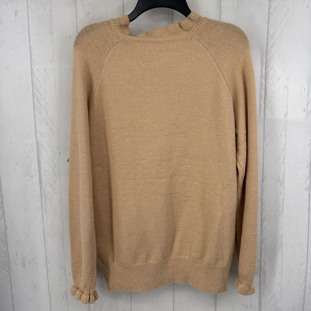 M ruffled trim quarter button down sweater