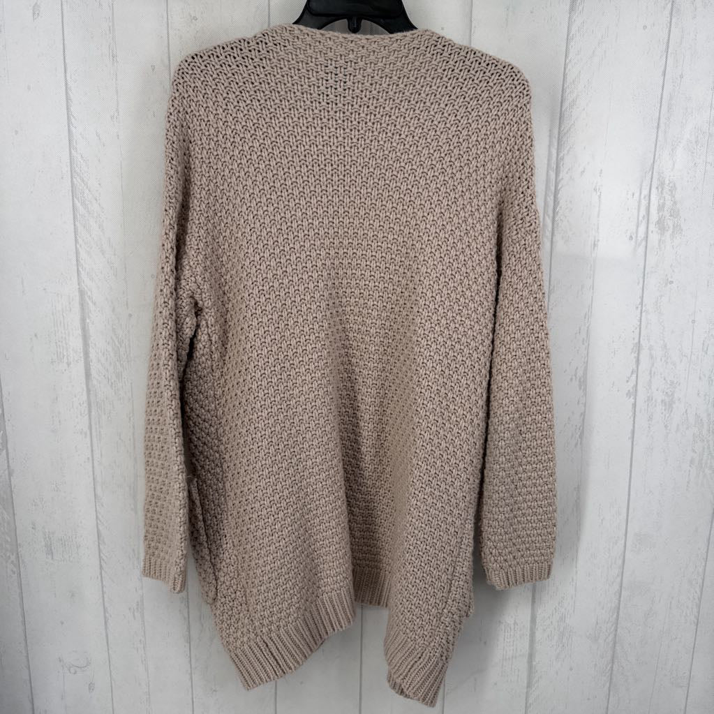 S/M cable knit cardi