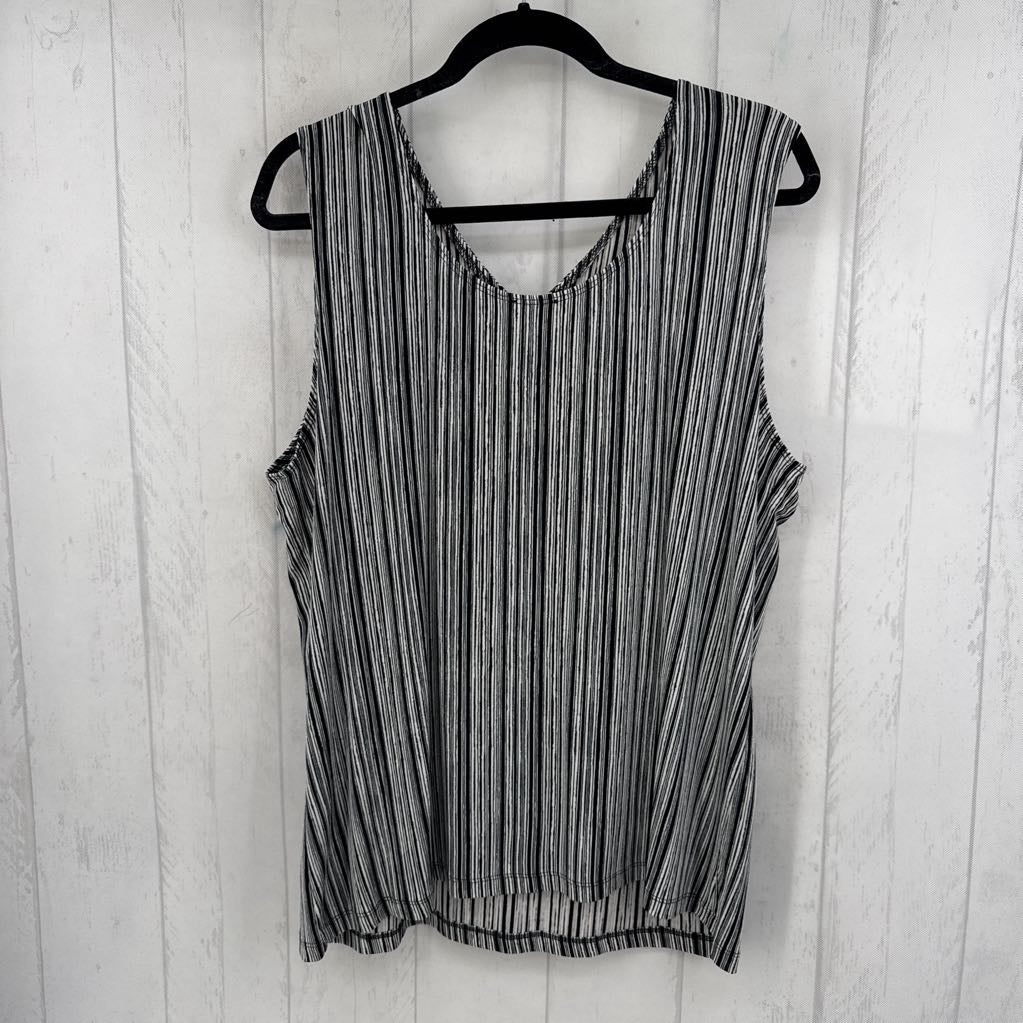 XL striped v-neck tank