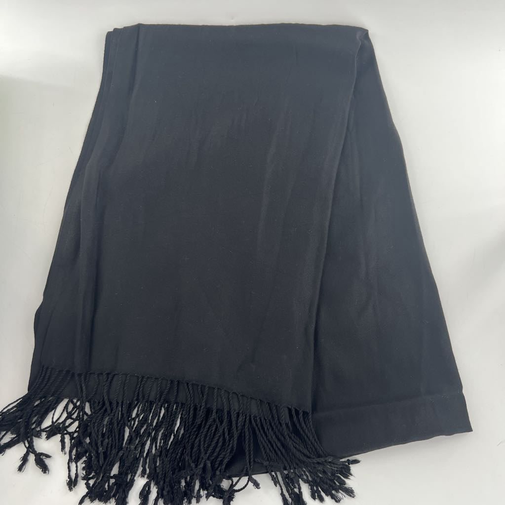 R36 fringe scarf