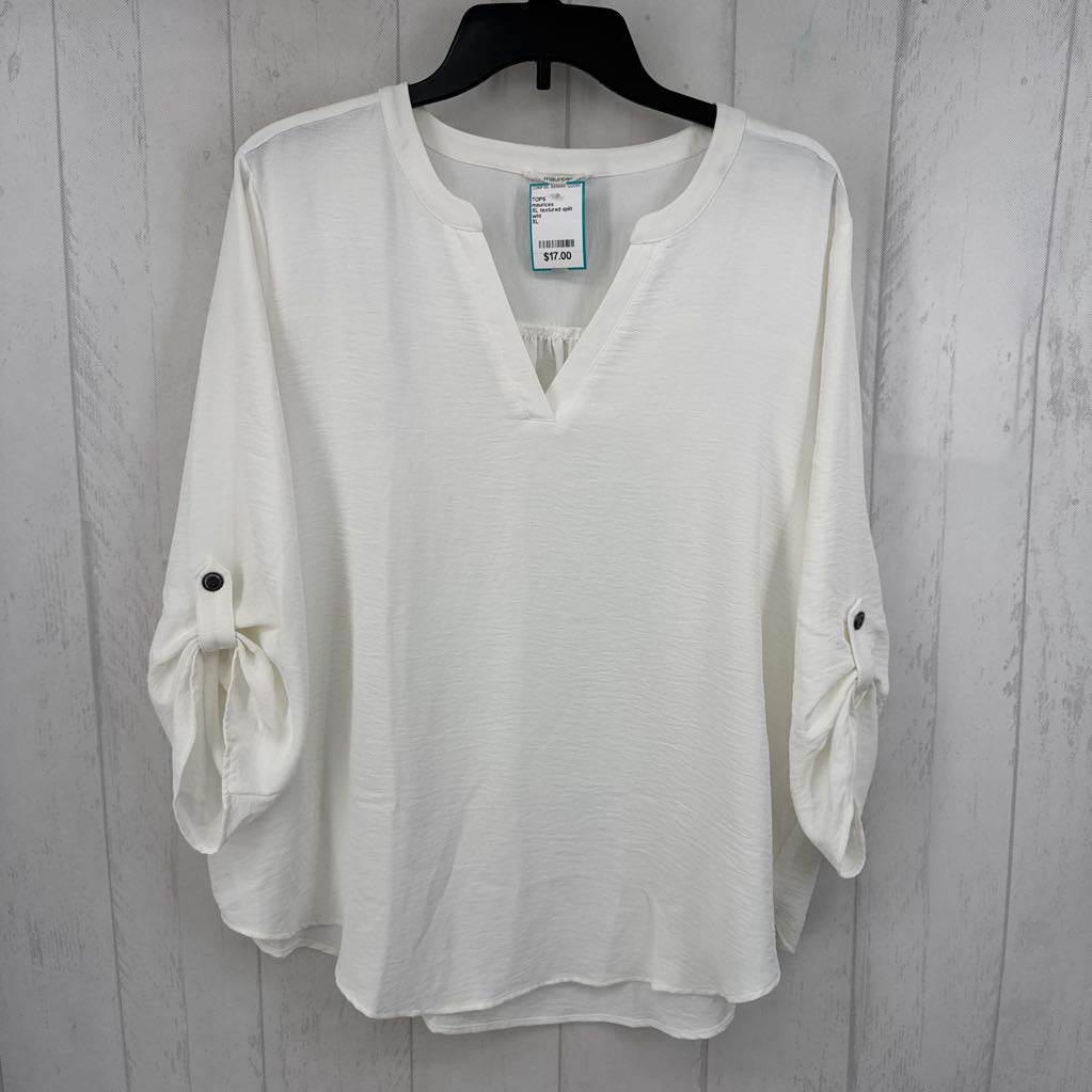 XL textured split neck tab slv top