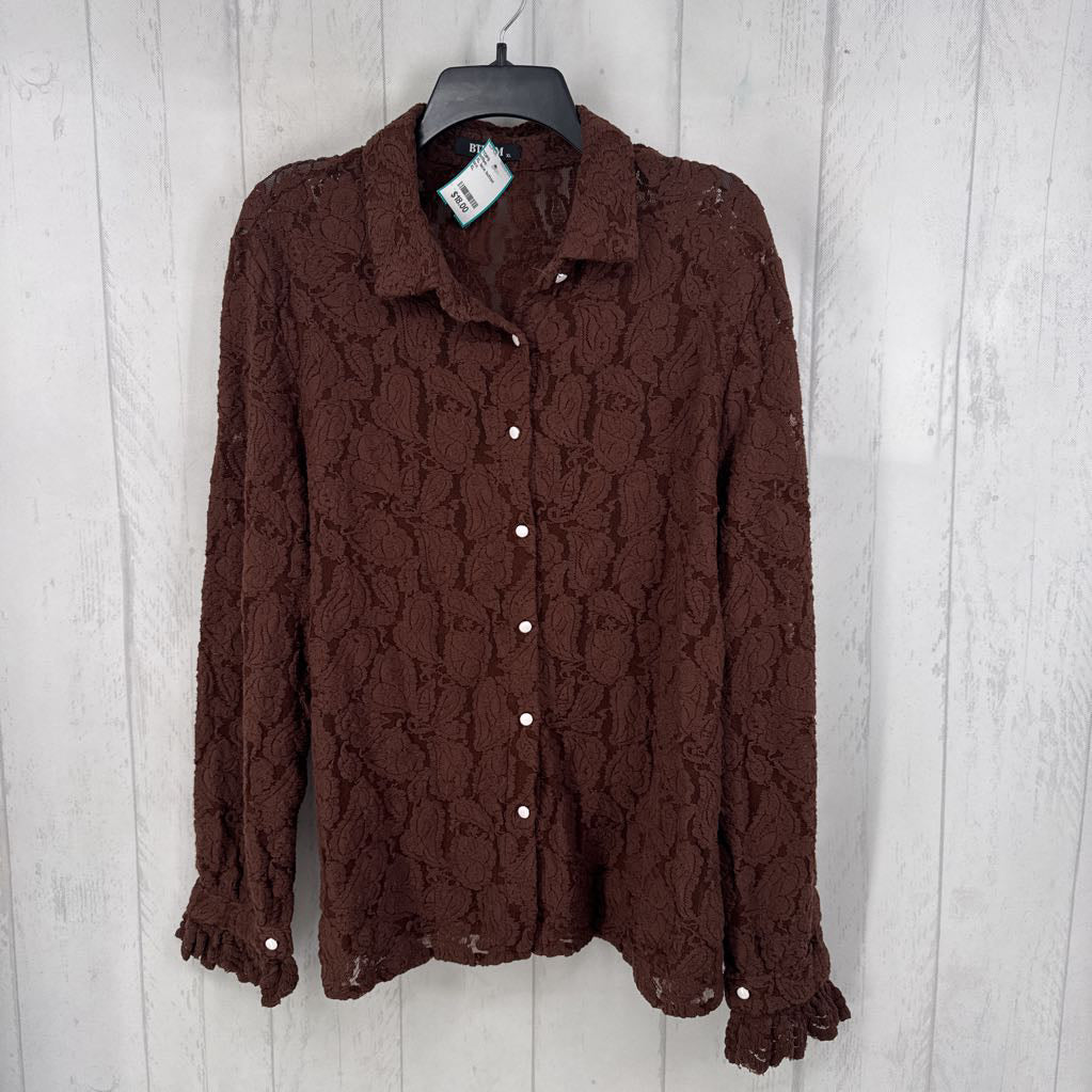 XL lace button down l/s top