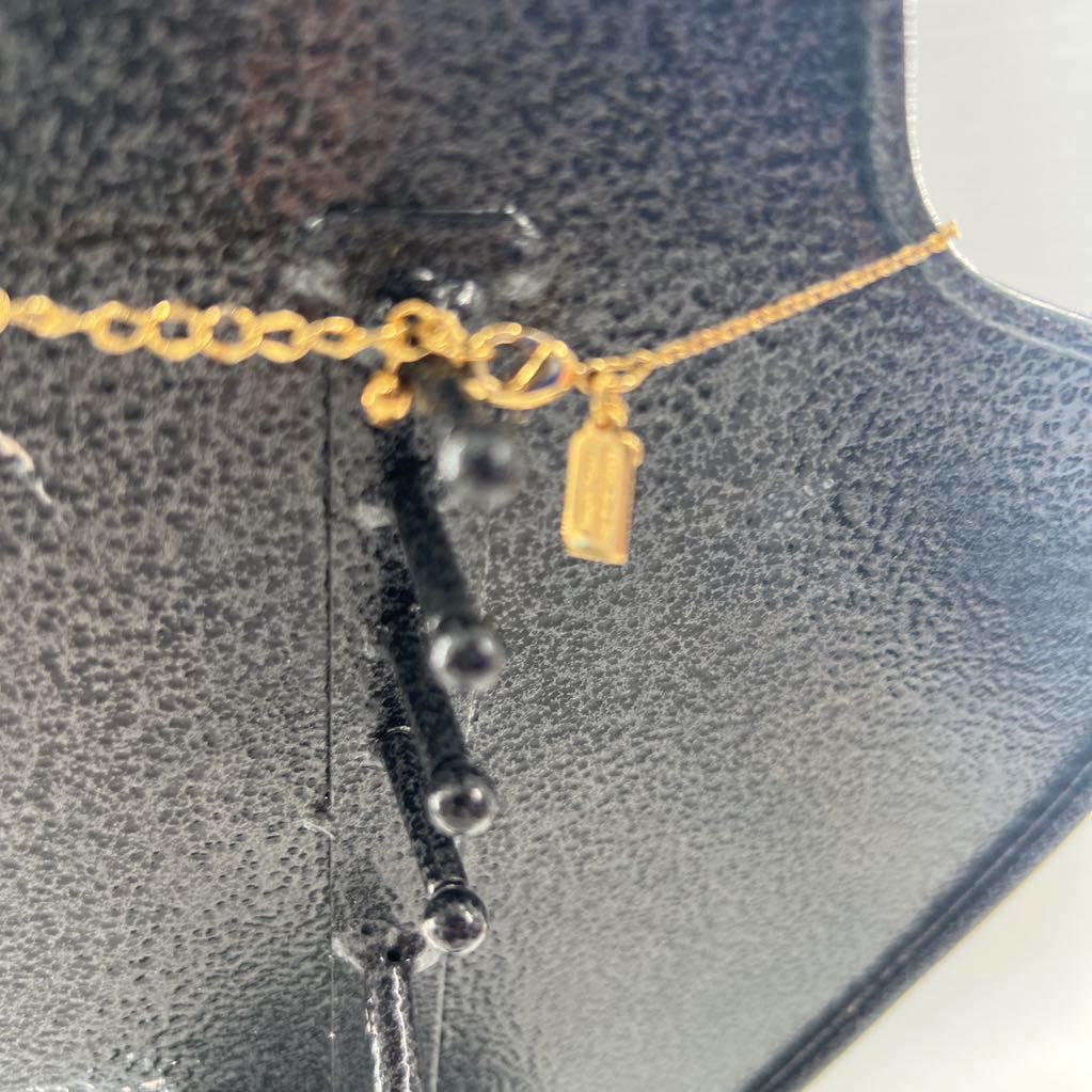 12" gold tone bunny pendant necklace