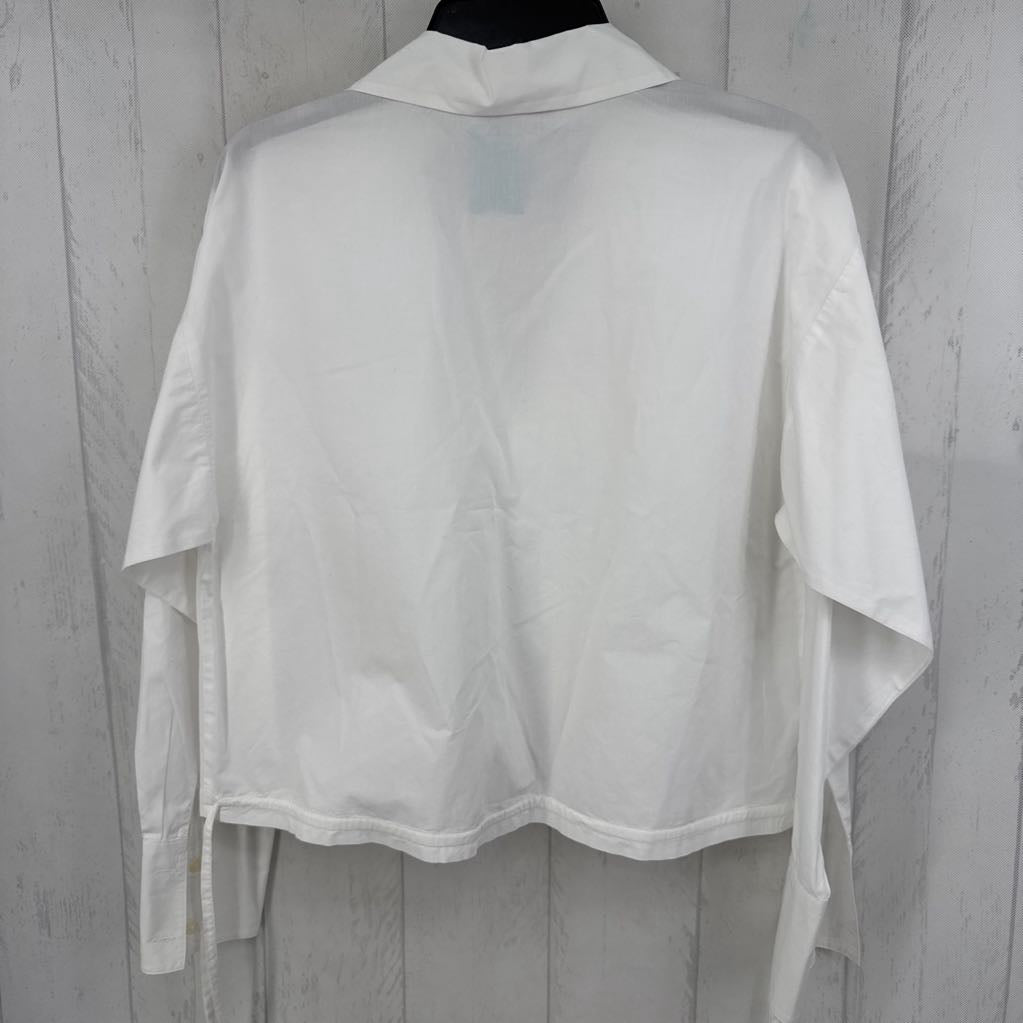 M split neck l/s top