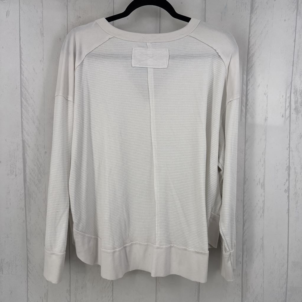 Waffle Knit V-neck l/s