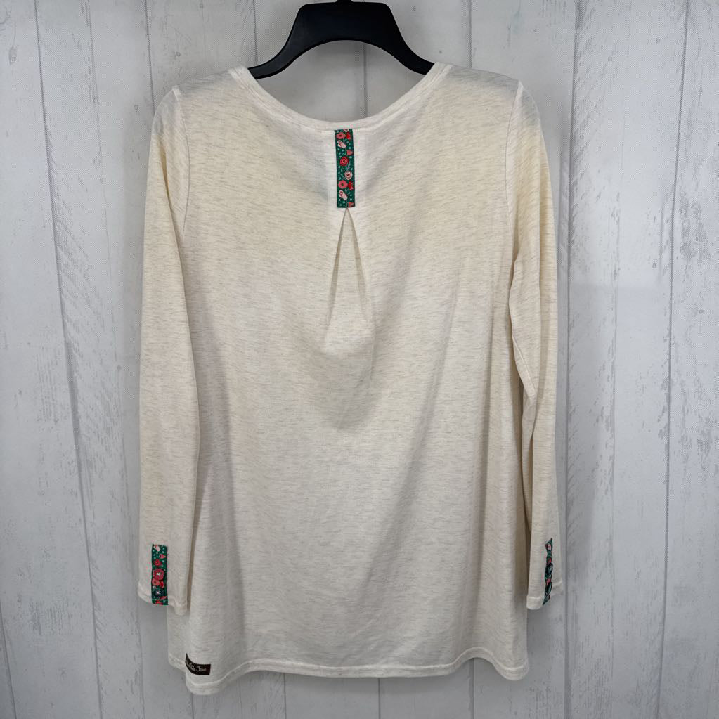 M round neck flo accent l/s top