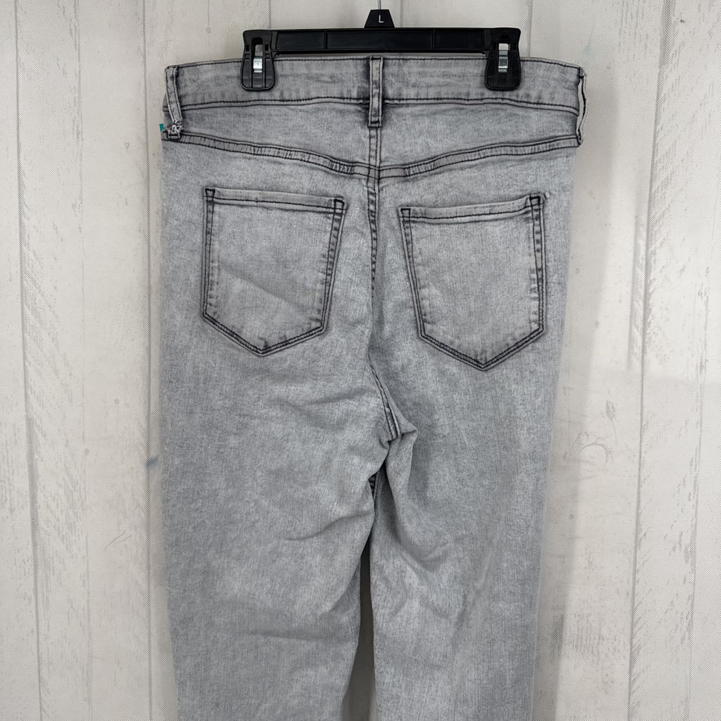 8 hi-rise skinny jean