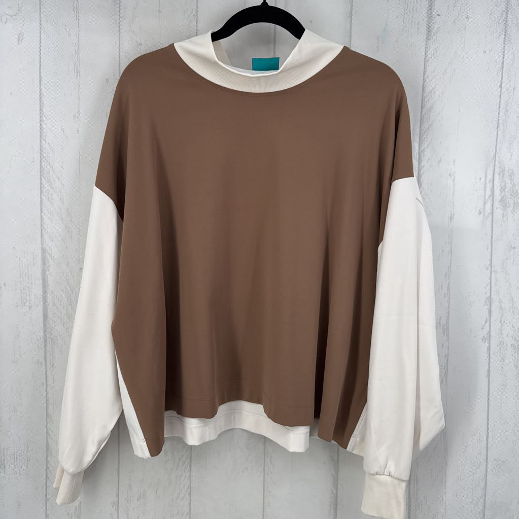 Color Block Cropped Relaxed Mock Neck L/s