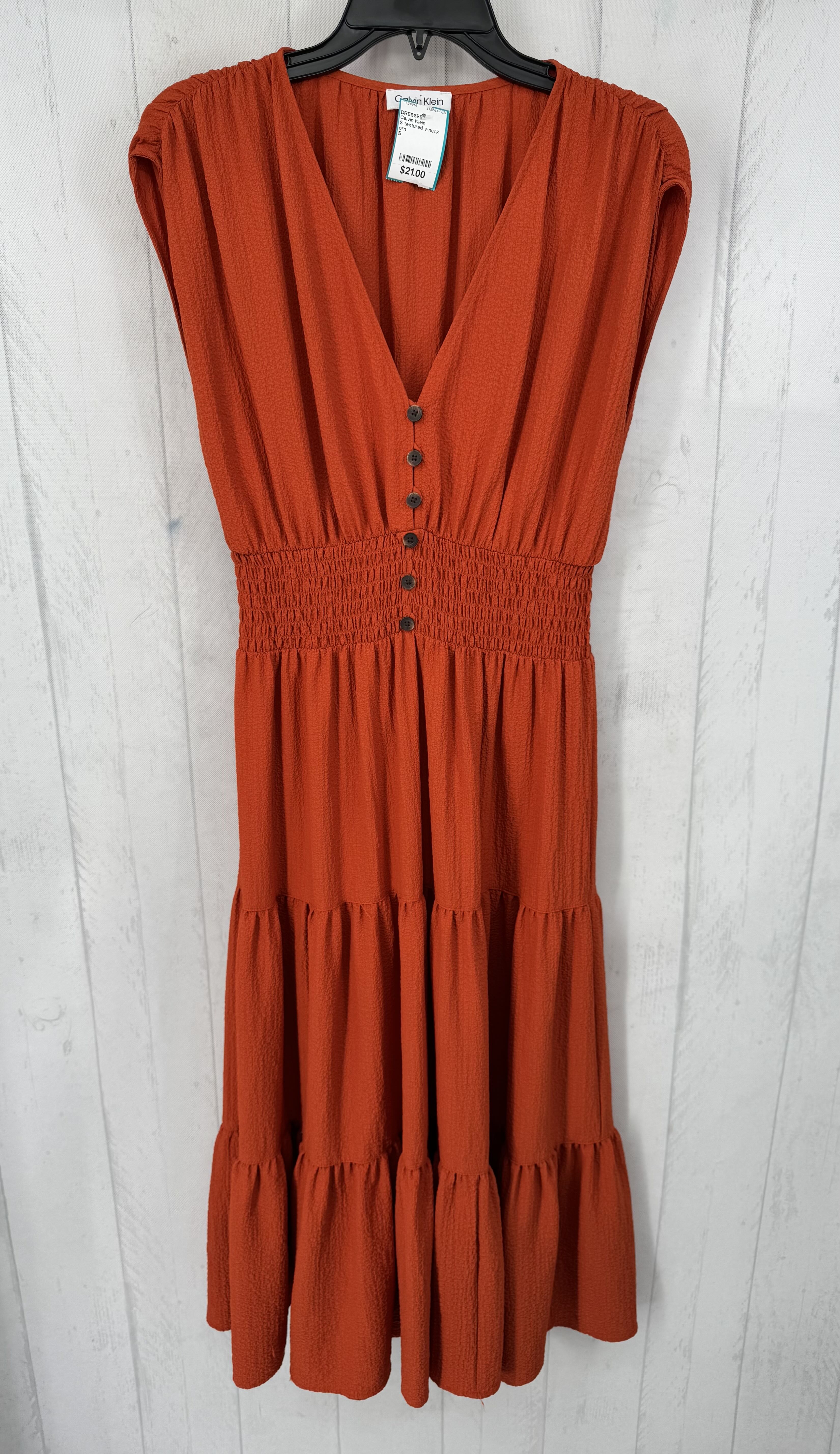 S textured v-neck tiered slvls dress