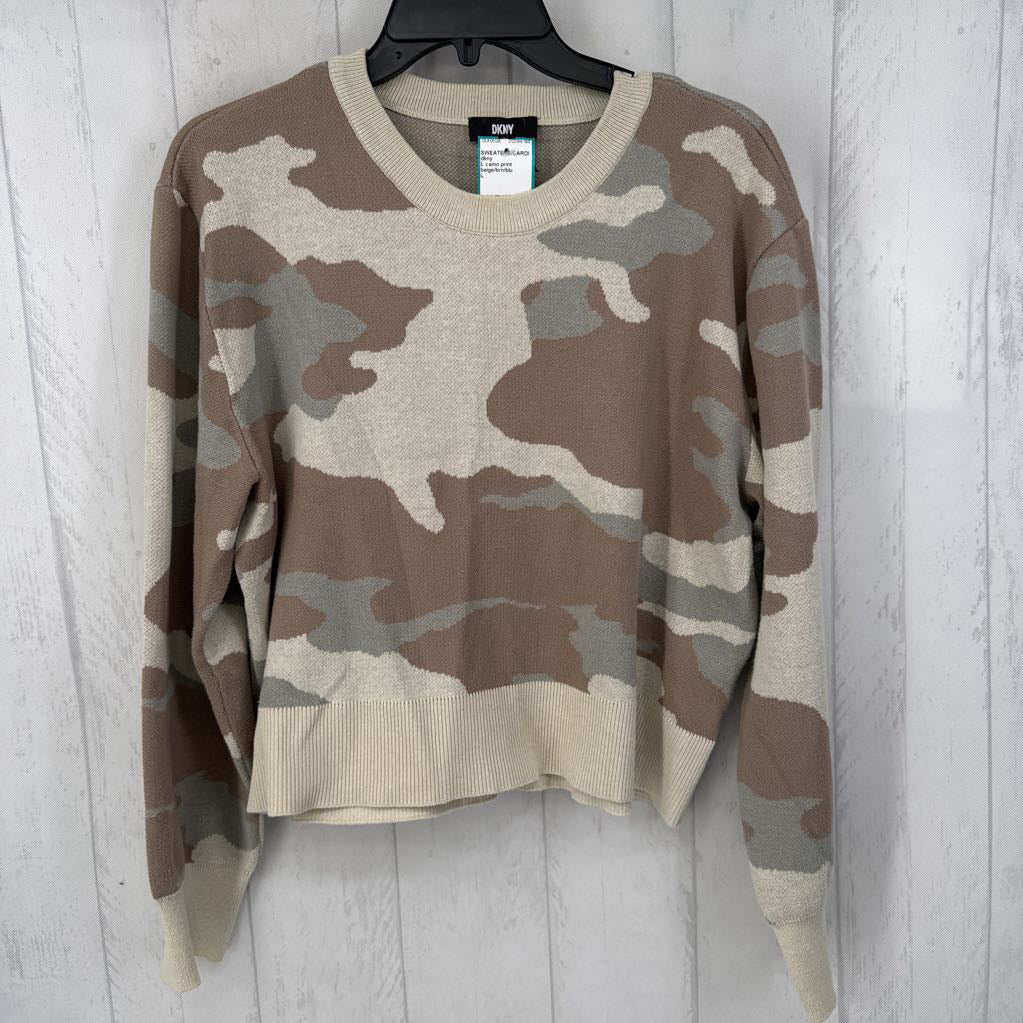 L camo print sweater