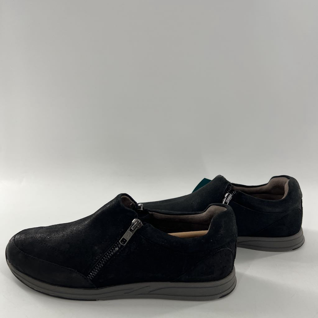 8 leather zipper walking shoe