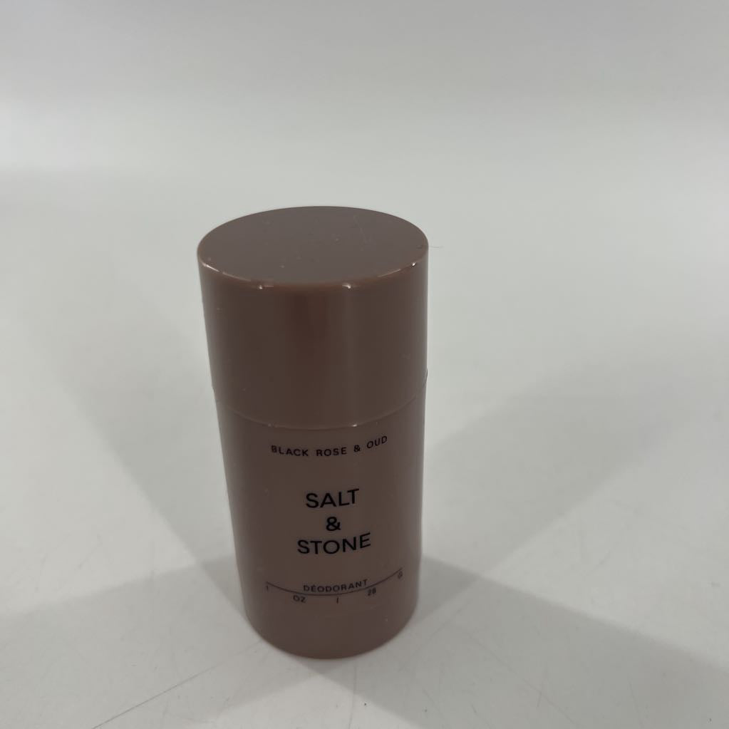 deoderant-blk rose & oud