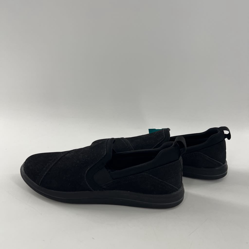 6 faux suede slip-ons