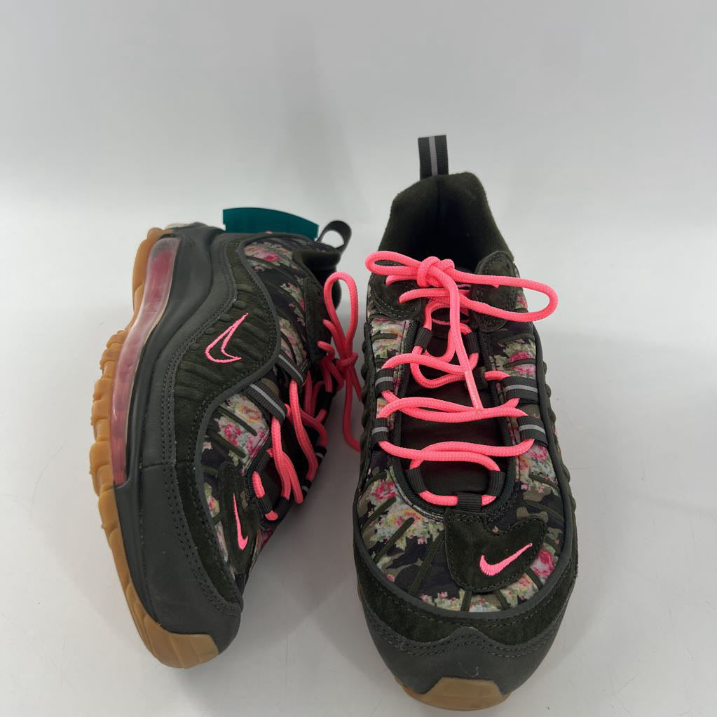 8.5 floral camo lace up sneakers