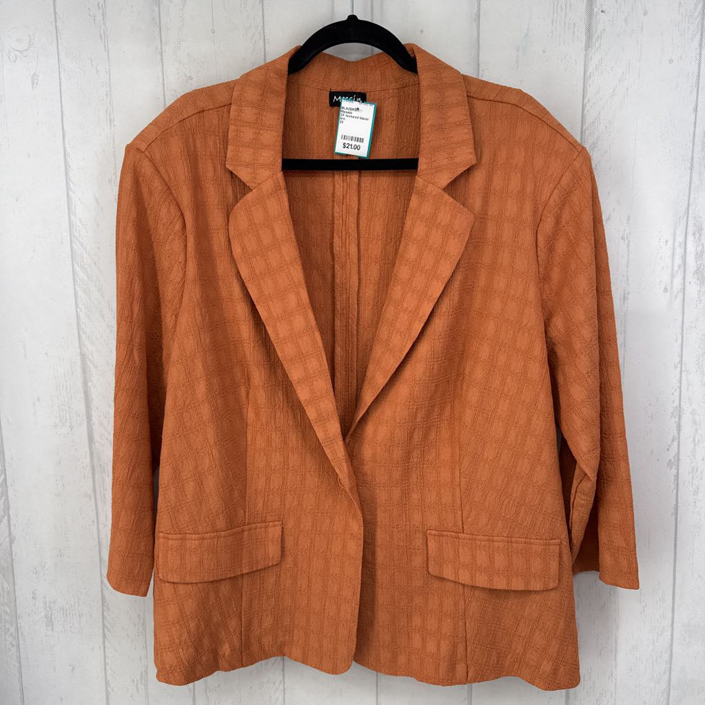 2X textured blazer