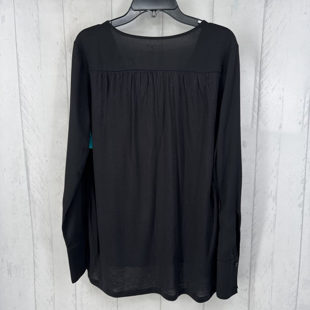 XS split neck hi-lo l/s top