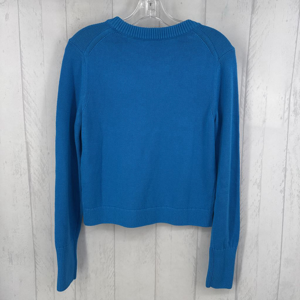 M crewneck sweater