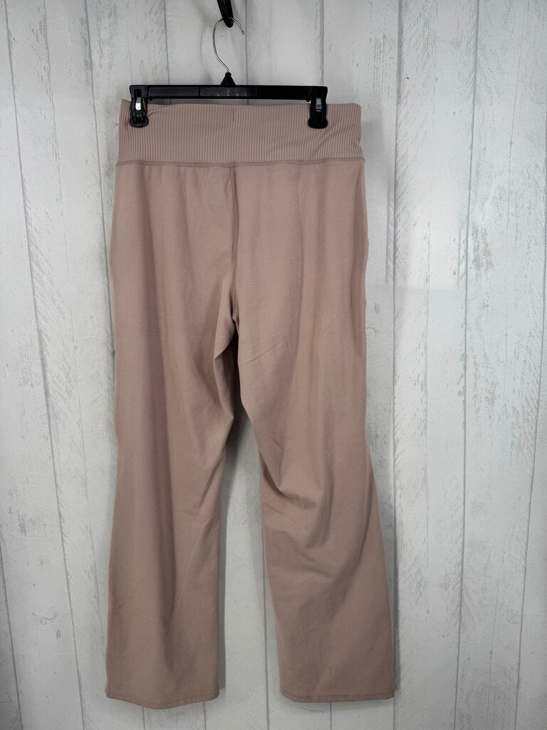 R38 L bootcut legging