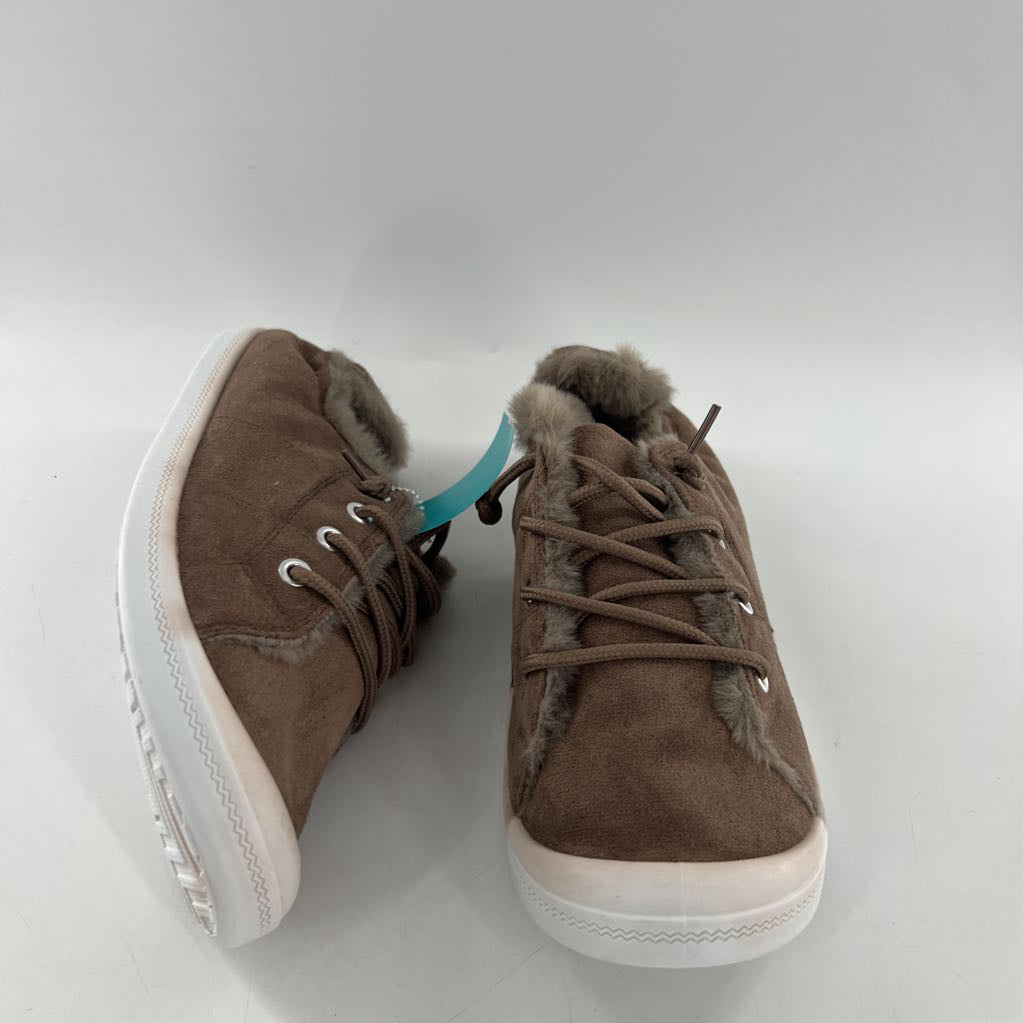 11 faux fur lined slip-on sneaker
