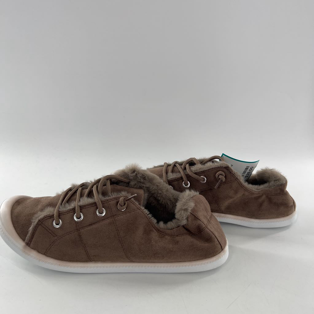 11 faux fur lined slip-on sneaker