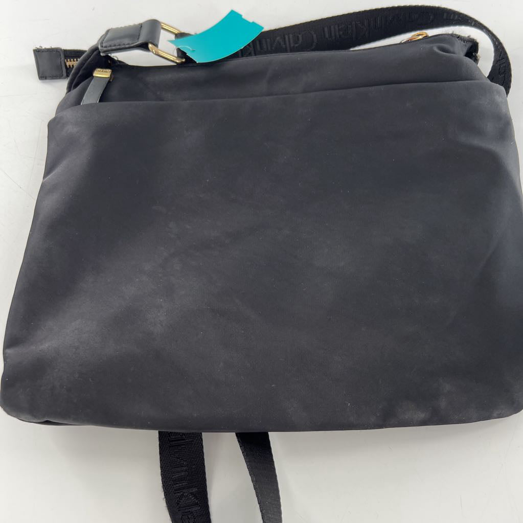 nylon crossbody w/ zip pockets