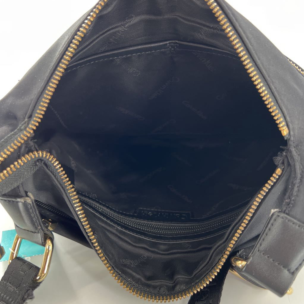 nylon crossbody w/ zip pockets