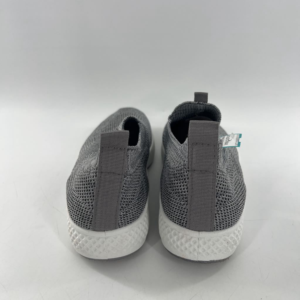 7 knit slip-ons