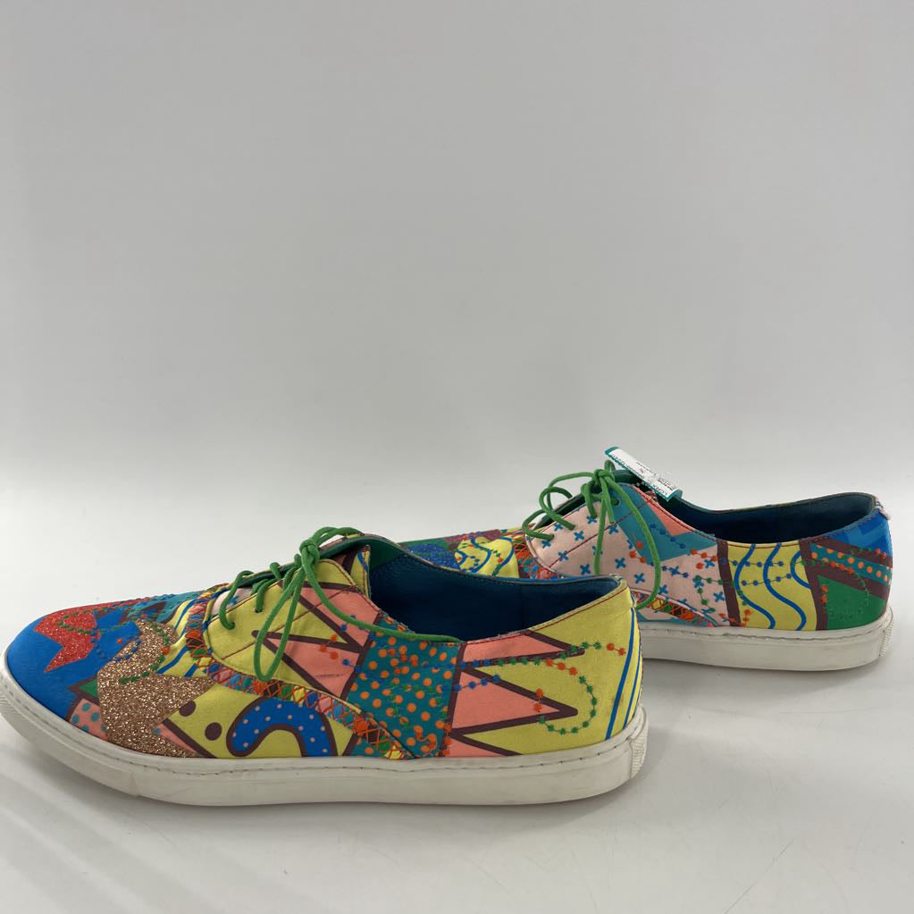 8 colorful patchwork lace-up sneaker