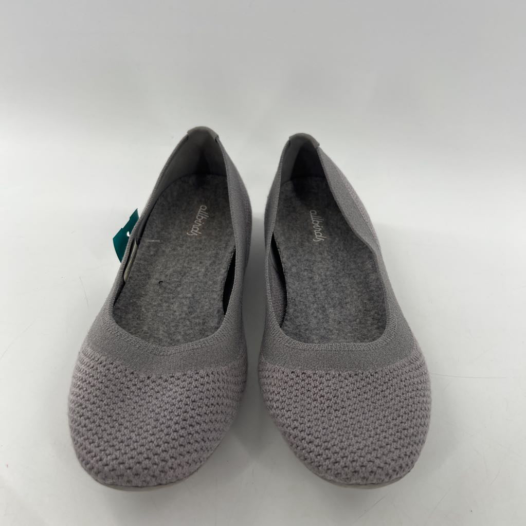 9.5 knit slip-ons