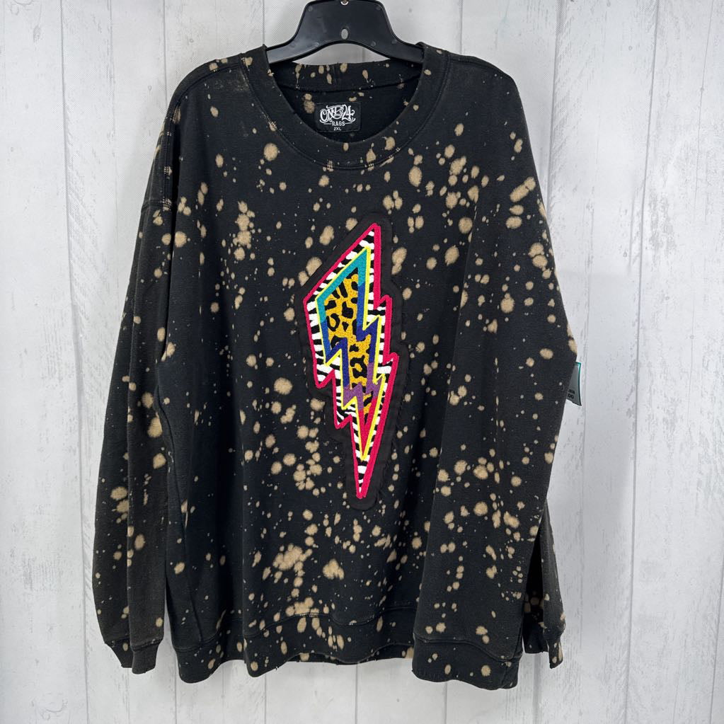 2xl l/s leopard/zebra lightning bolt bleacher splatter top