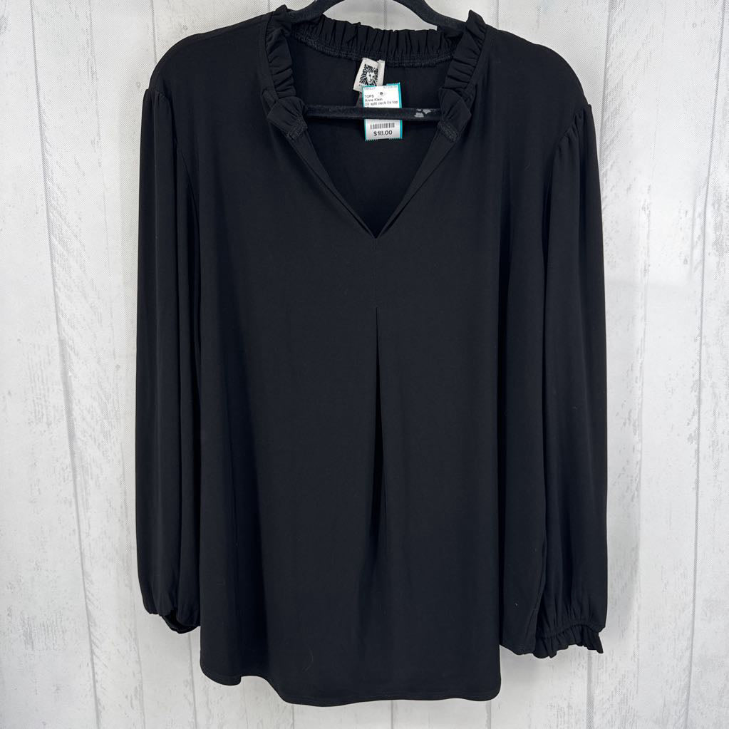 2X split neck l/s top