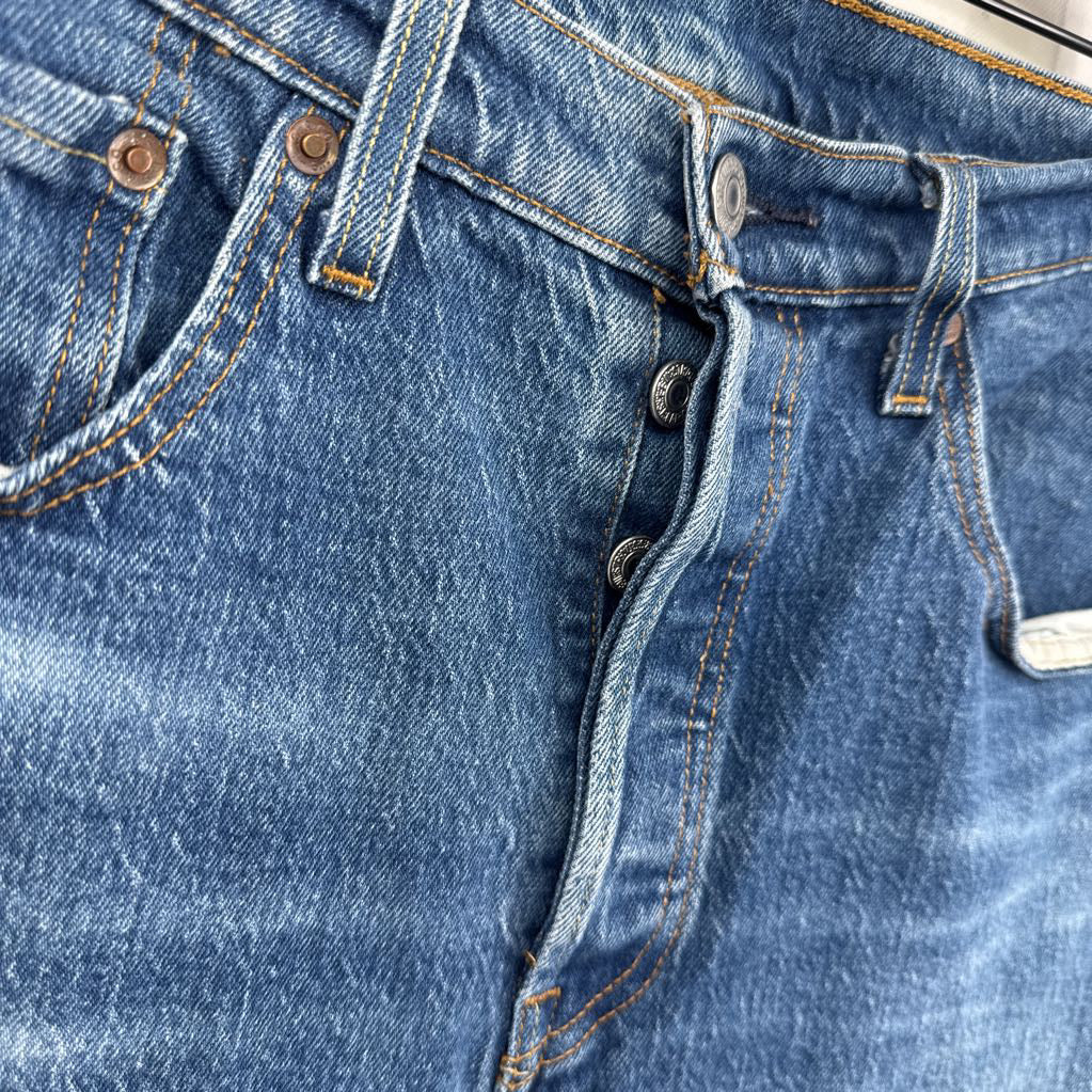 30 straight leg jean