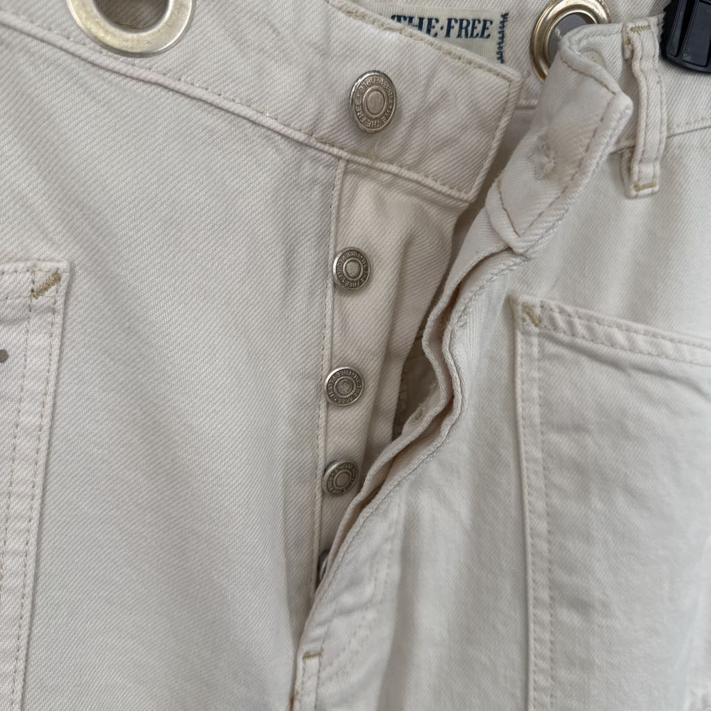 26 paint splatter barrel leg jean