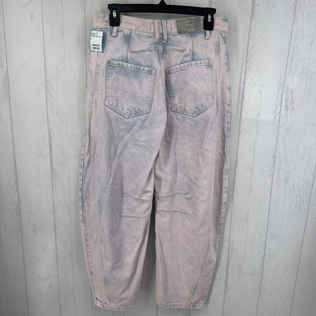 26 light wash jeans