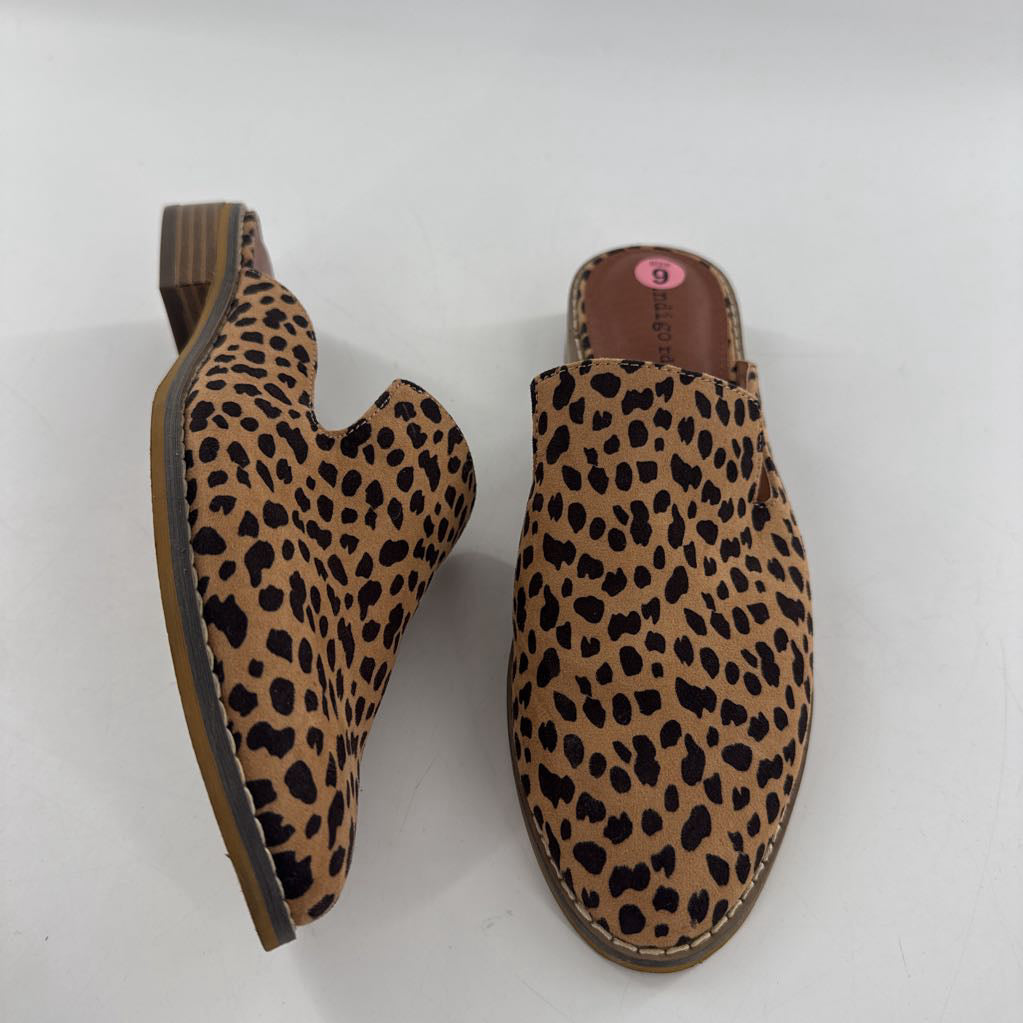 9 animal print mules