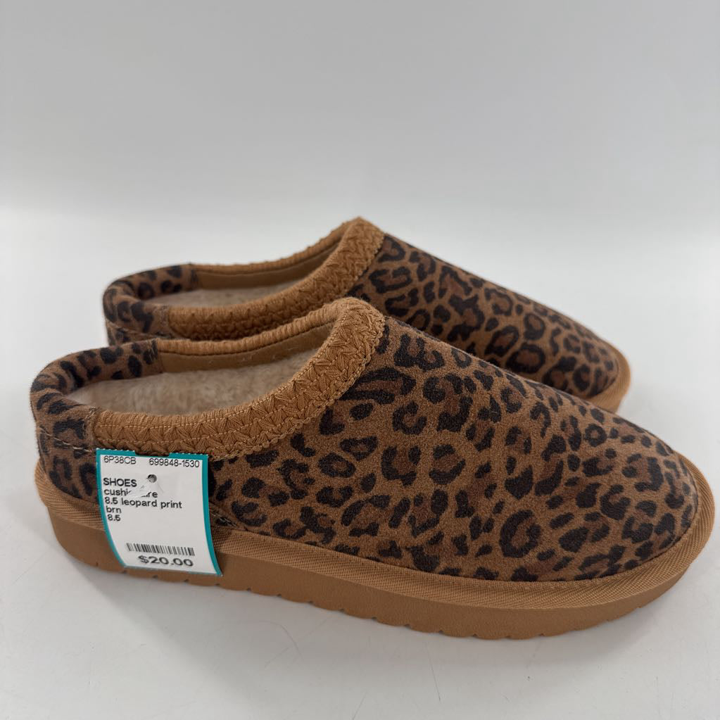 8.5 leopard print slip-ons