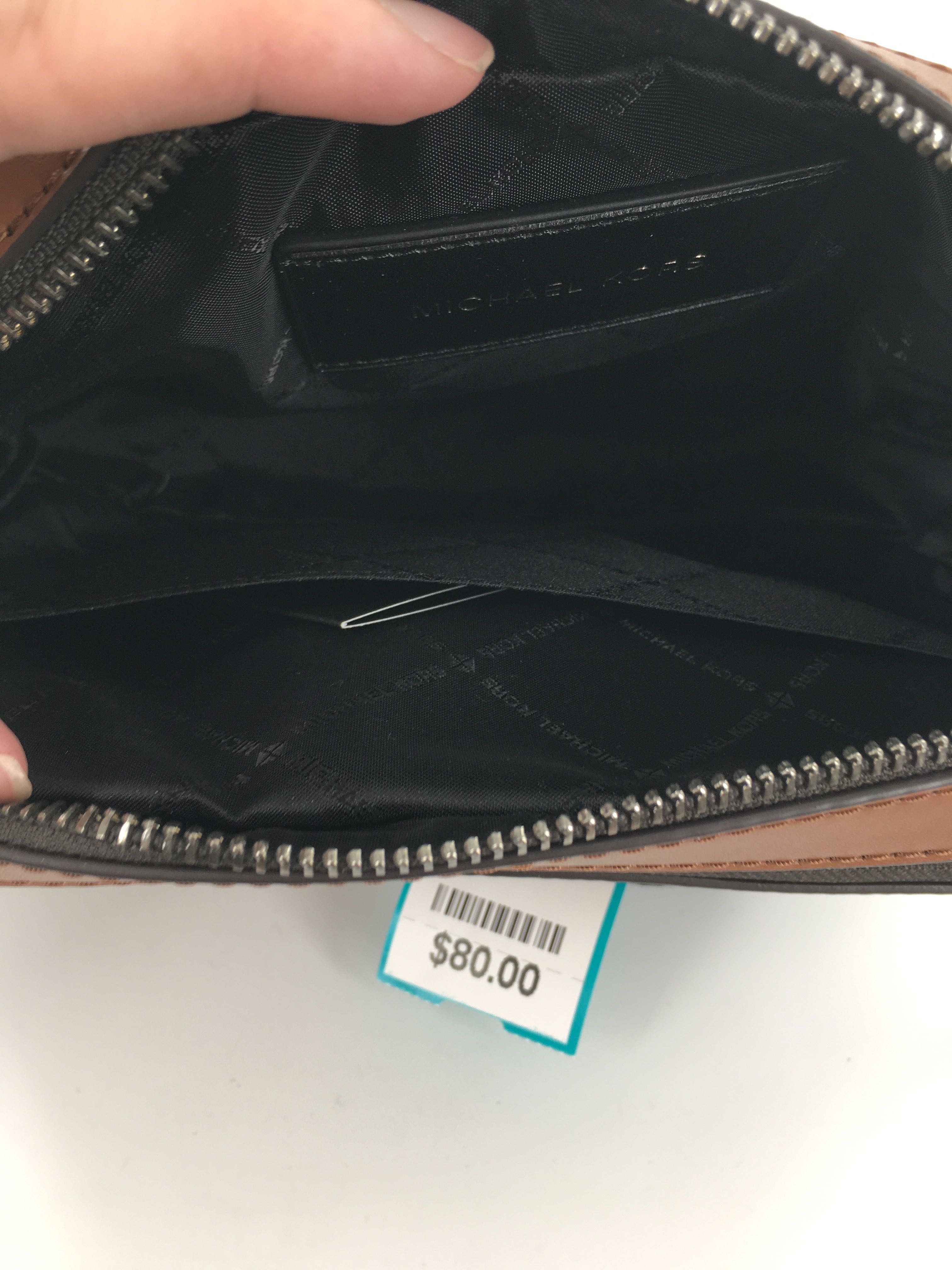 pebbled crossbody w/ zip around front pocket