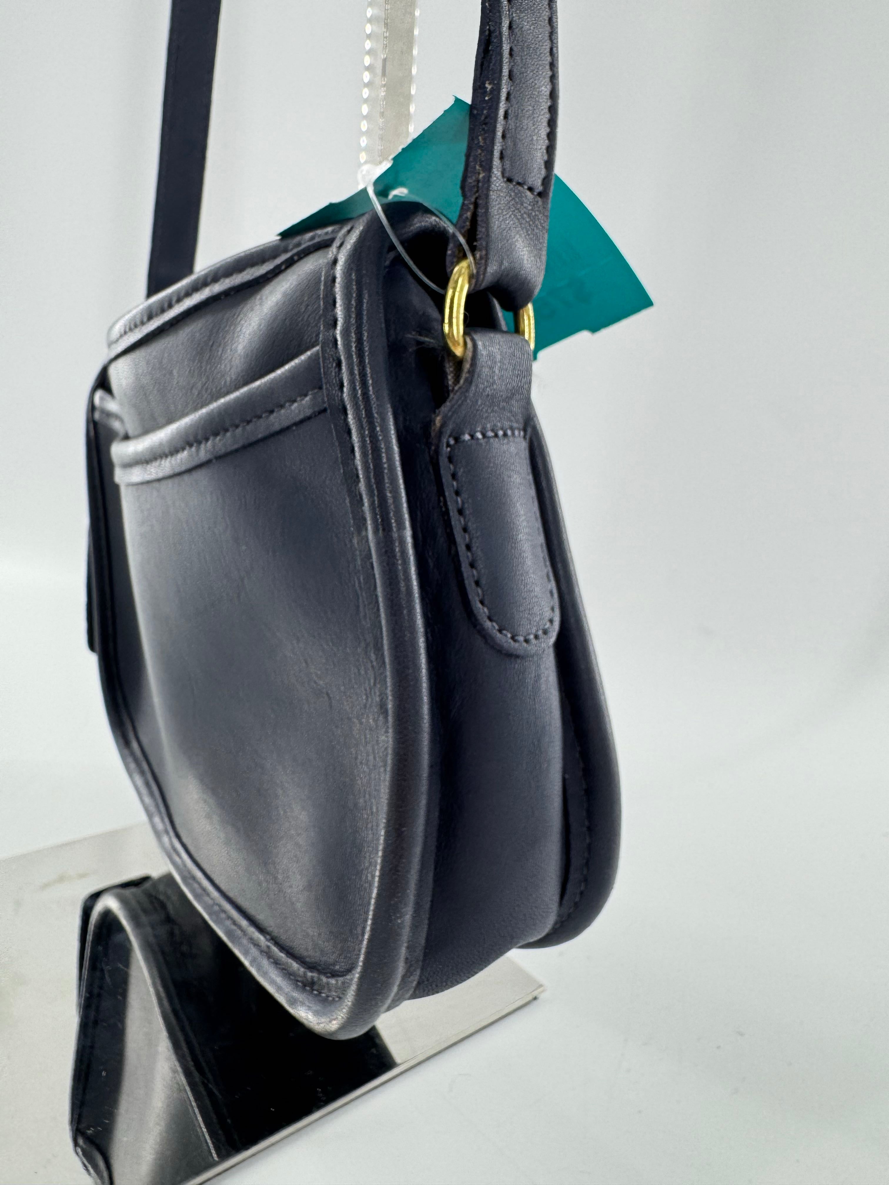 vintage sm crossbody w/ slip pocket