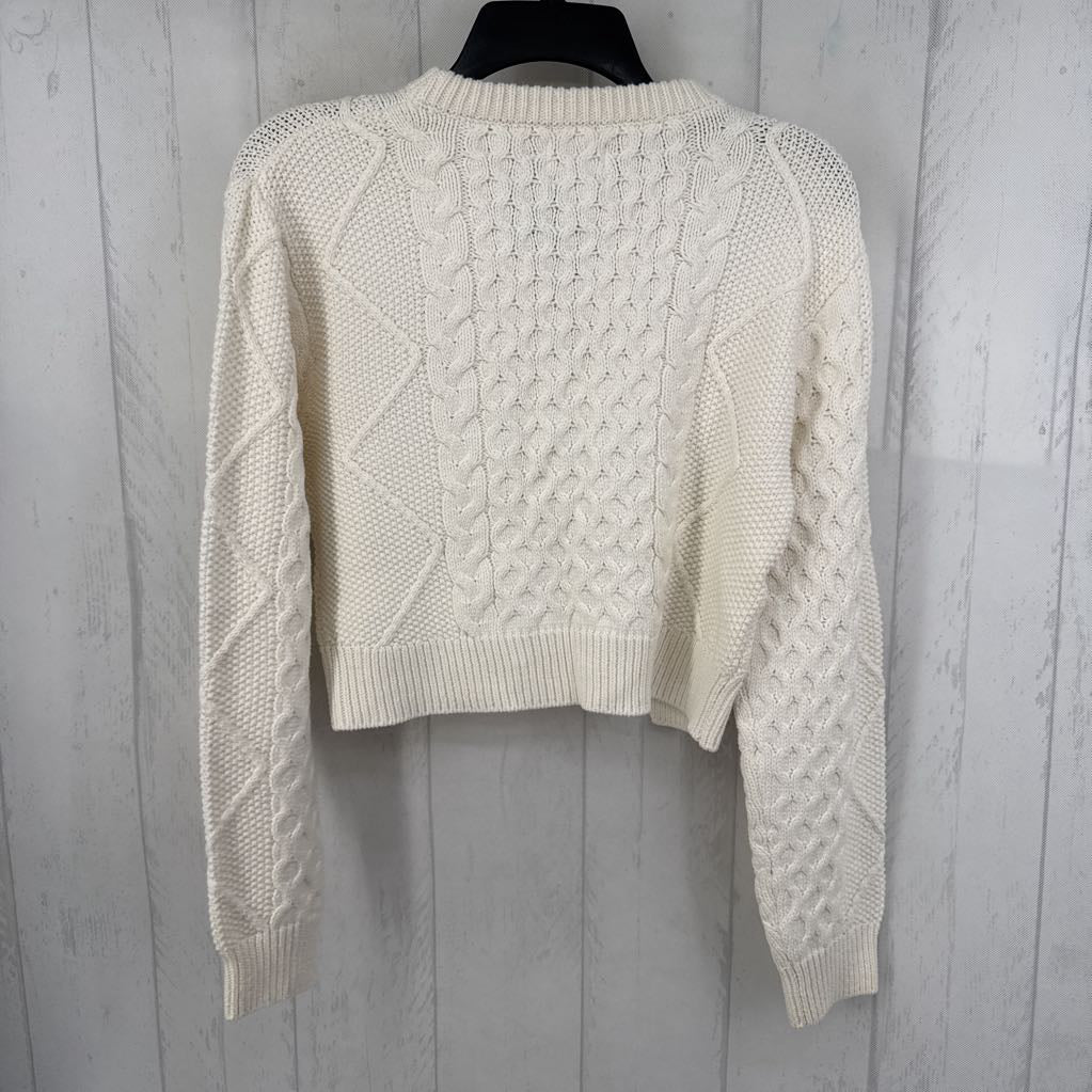 R32 XS cable knit sweater