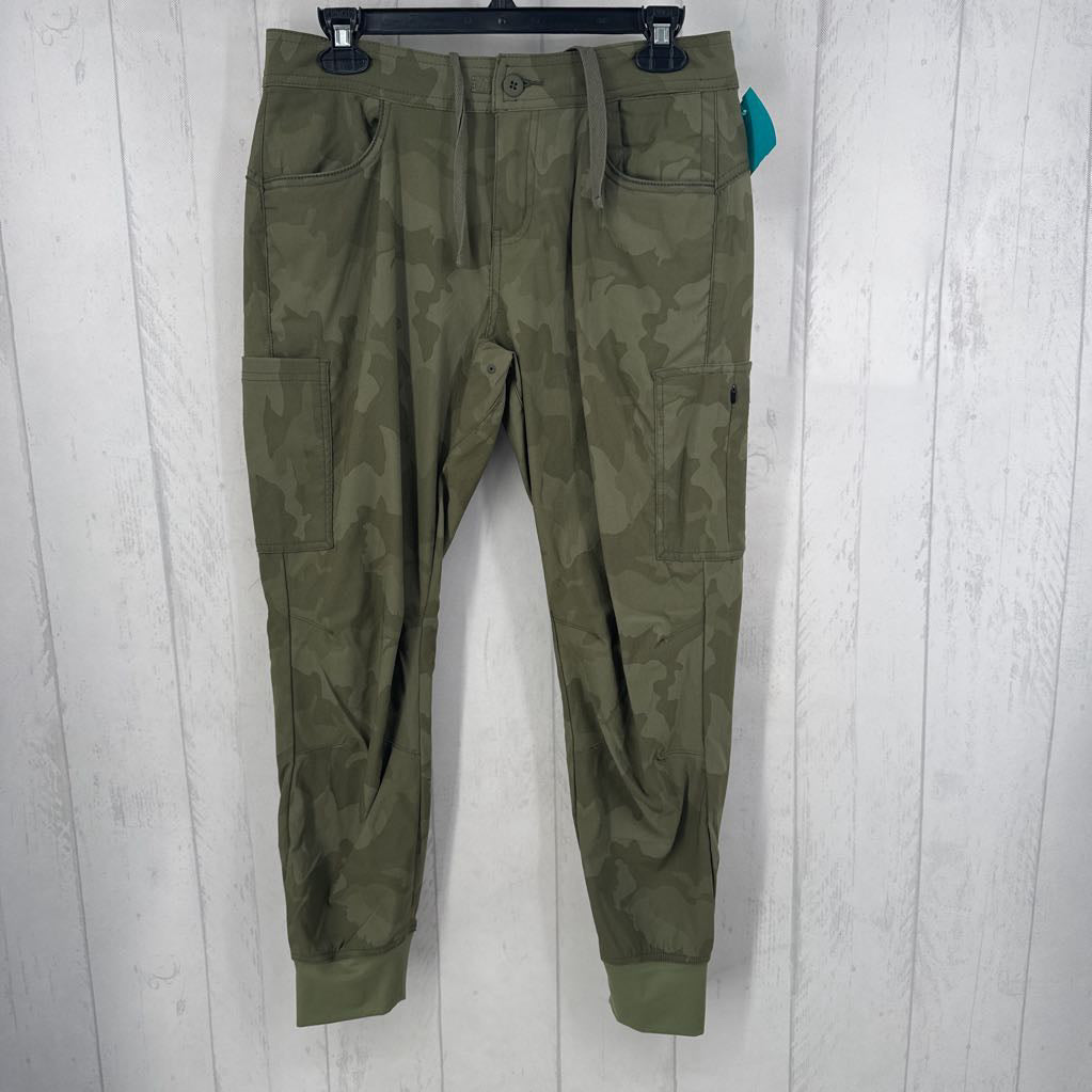 6 camo cargo pants