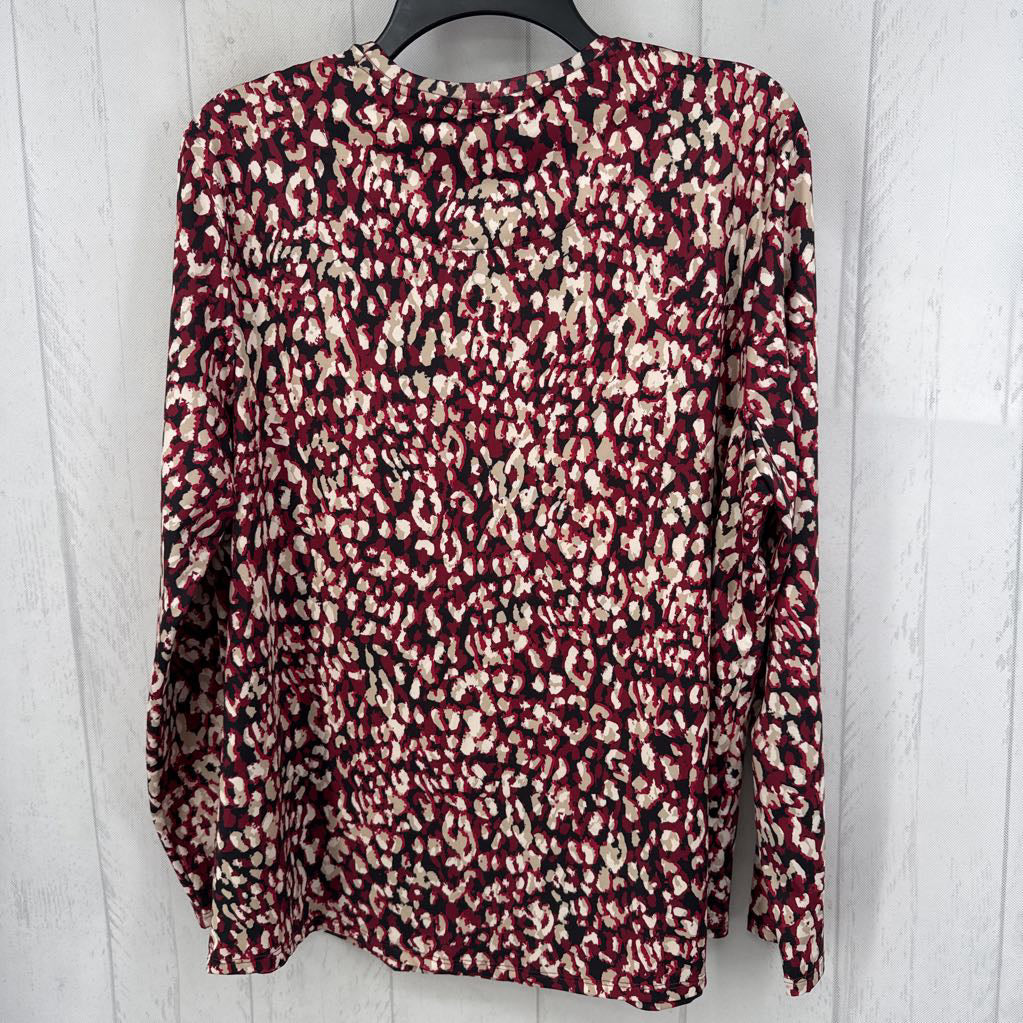 XL animal print l/s tee